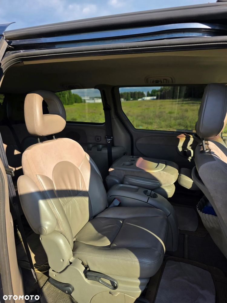 Chrysler Grand Voyager 2.5L CRD LX - 9