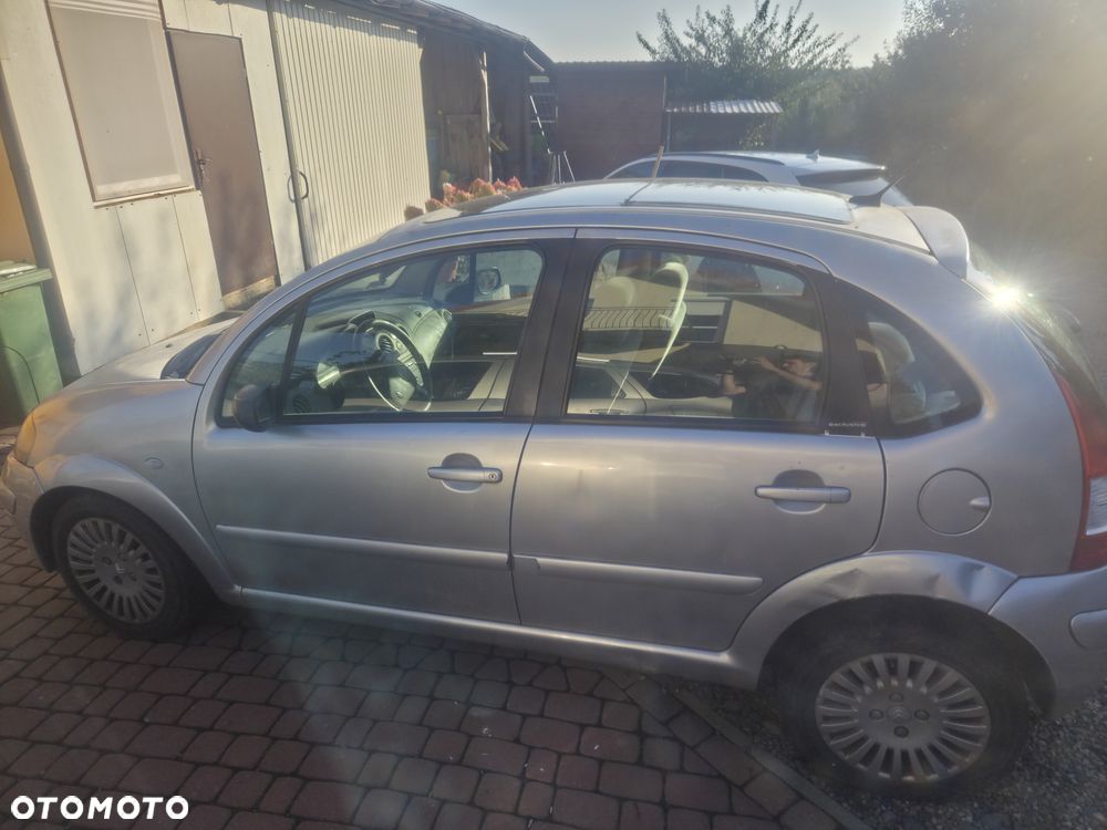 Citroen C3 2003 photo 3