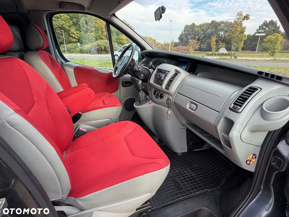 Opel Vivaro - 16