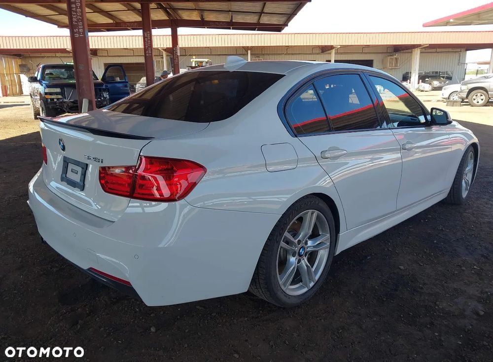 BMW Seria 3 328i xDrive Sport-Aut Modern Line - 4