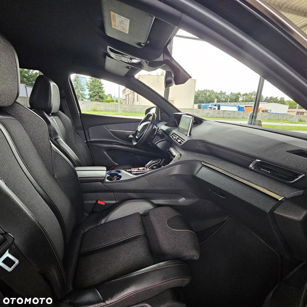 Peugeot 5008 1.6 PureTech GT S&S EAT8 - 23