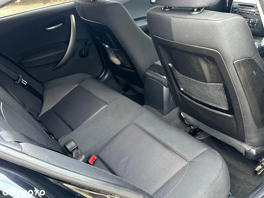 BMW Seria 1 118i - 11