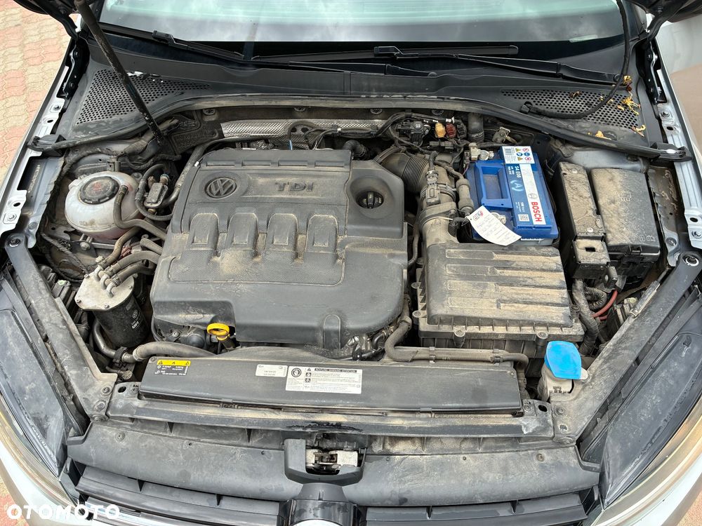 Volkswagen Golf 1.6 TDI BMT Comfortline - 14