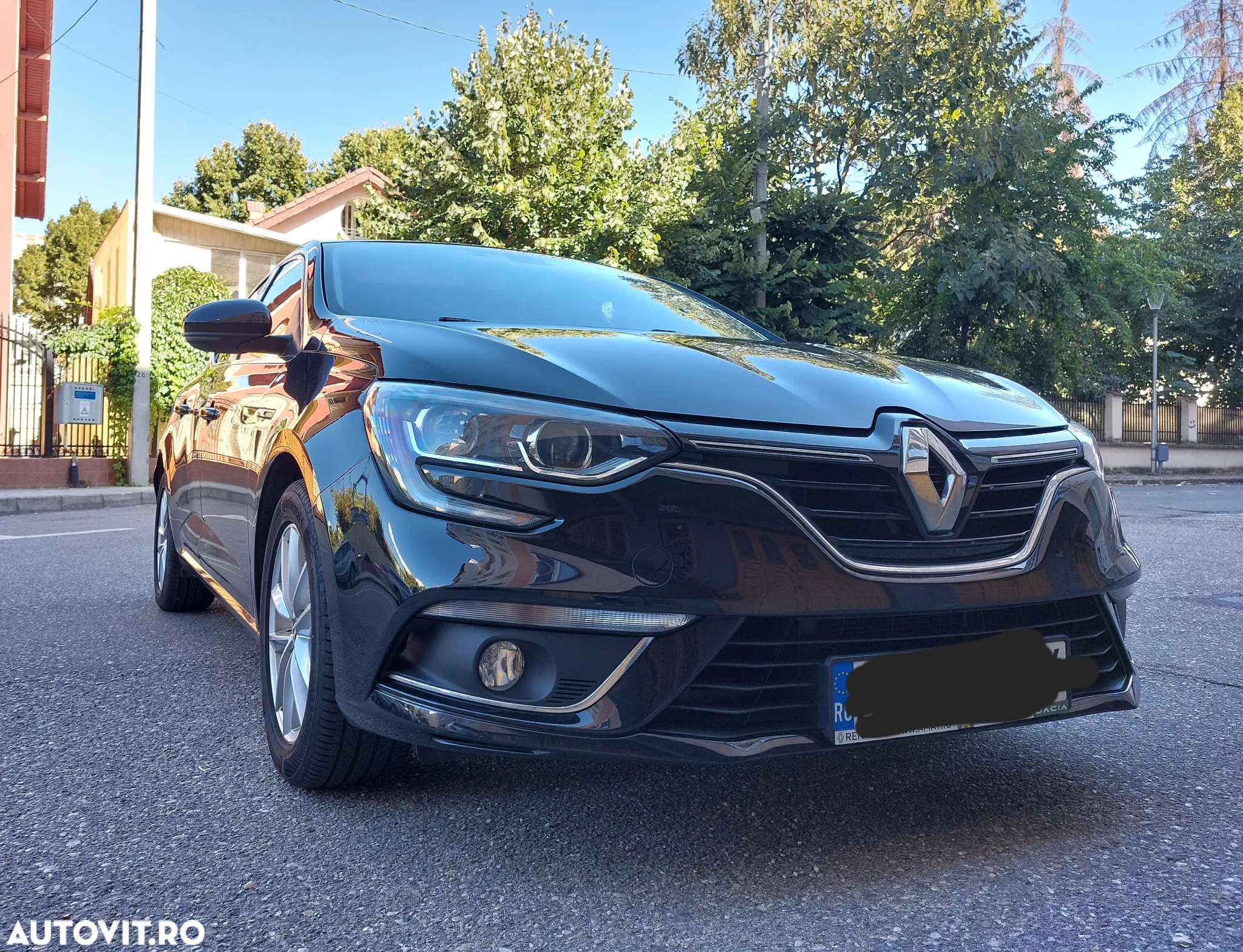 Renault Megane ENERGY TCe Zen - 3