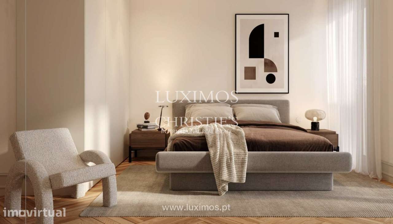 Apartamento T2+1 com varandas à venda no centro do Porto - Grande imagem: 4/12