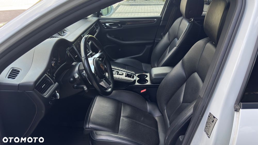 Porsche Macan PDK - 19