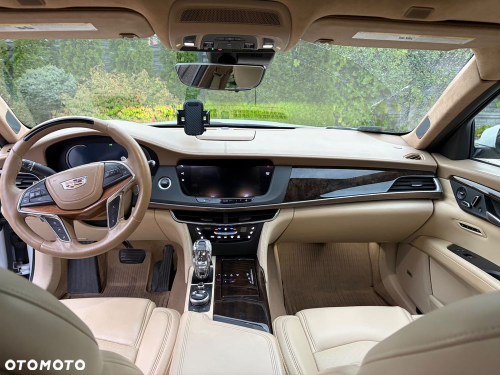 Cadillac CT6 - 10