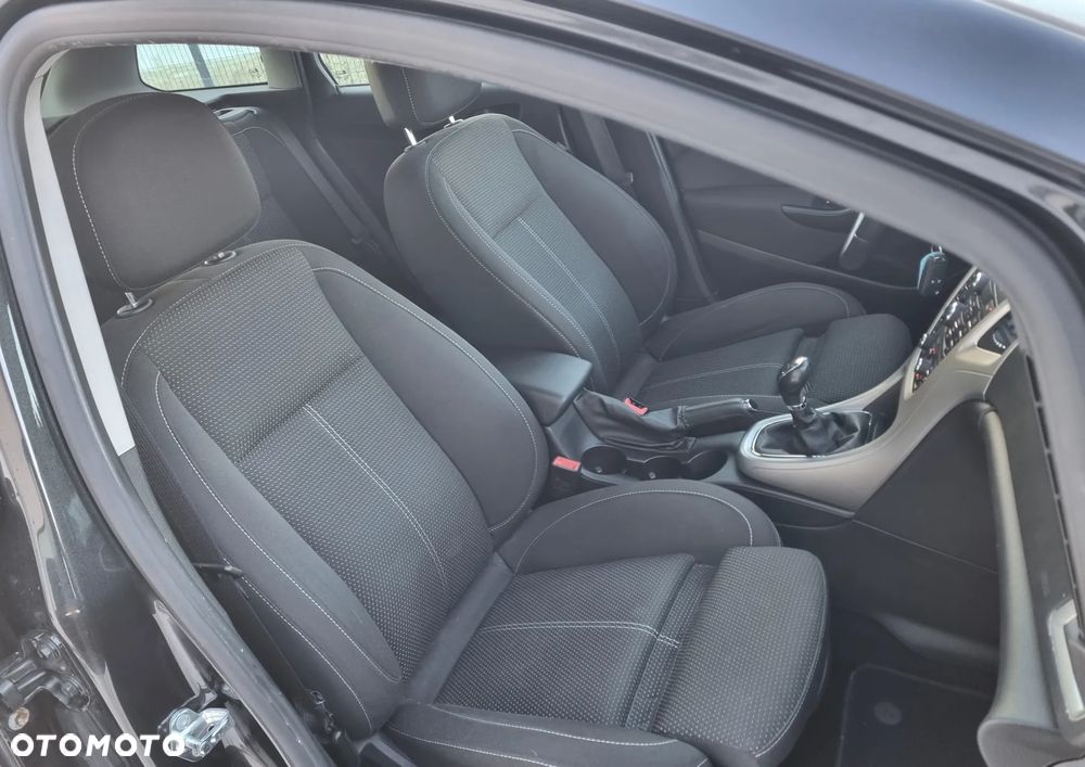 Opel Astra 1.4 Turbo Active - 25