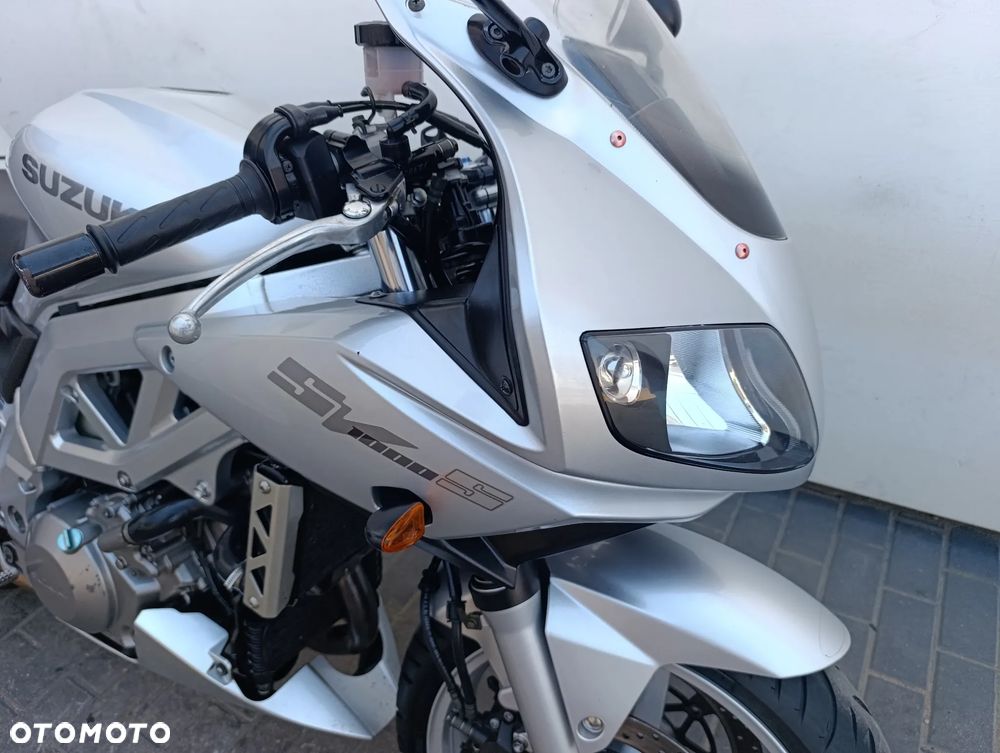 Suzuki SV - 29