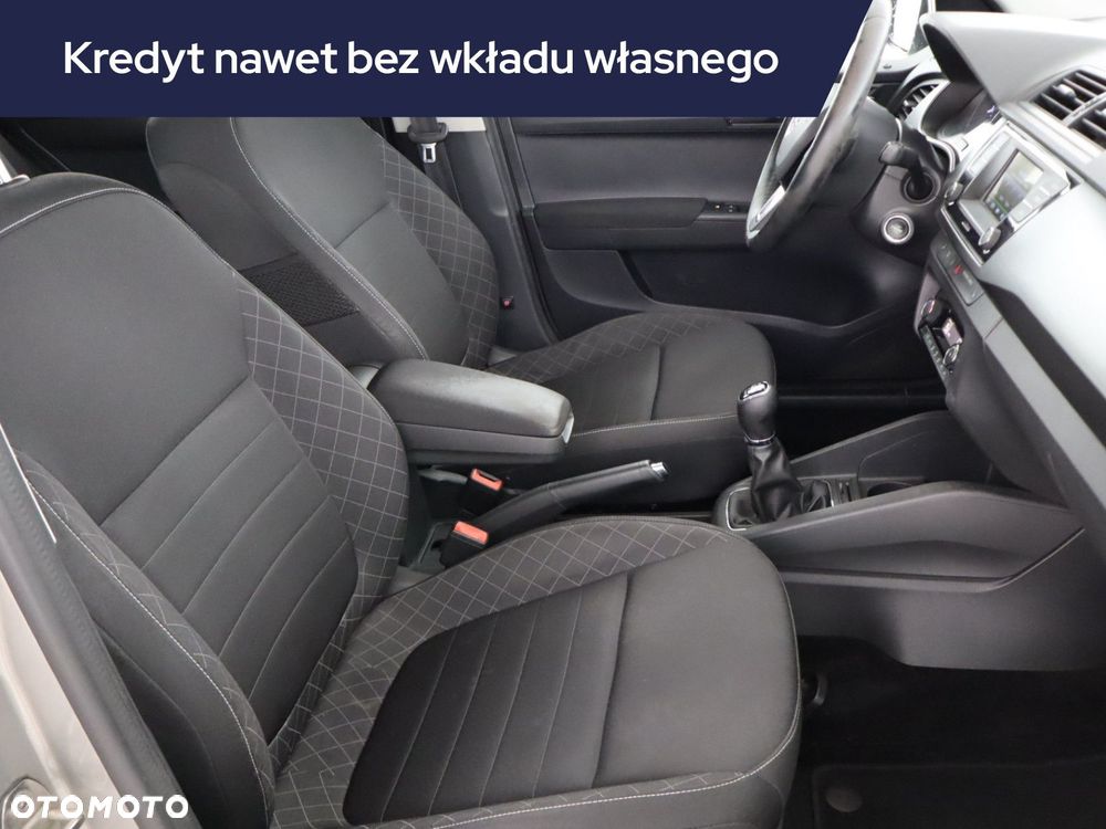Skoda Fabia - 11