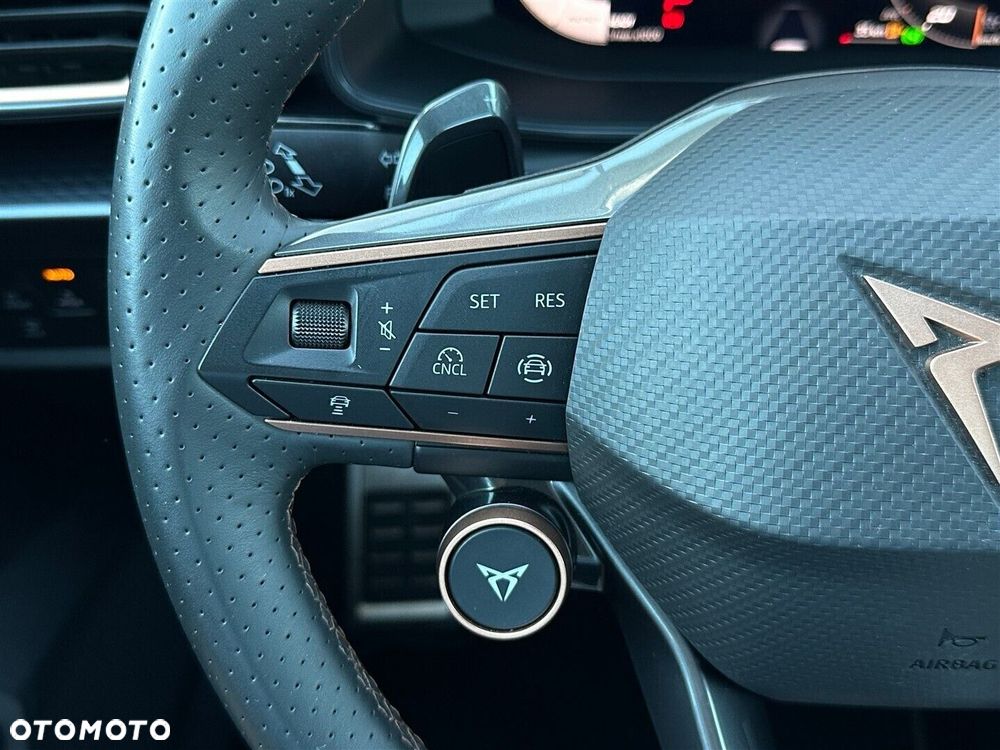Cupra Formentor 1.5 eTSI mHEV DSG - 16