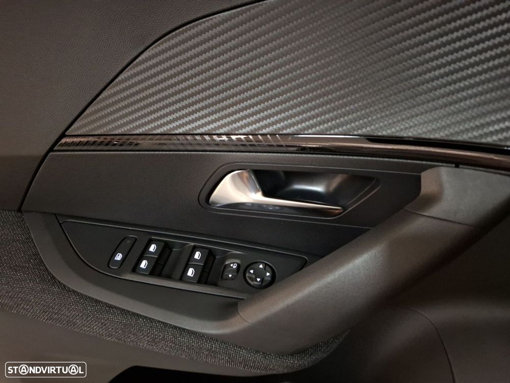 Peugeot e-2008 54 kWh Style - 22