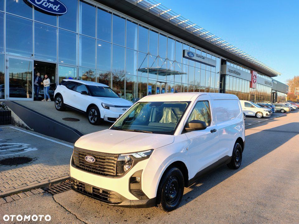 Ford Transit Courier - 1