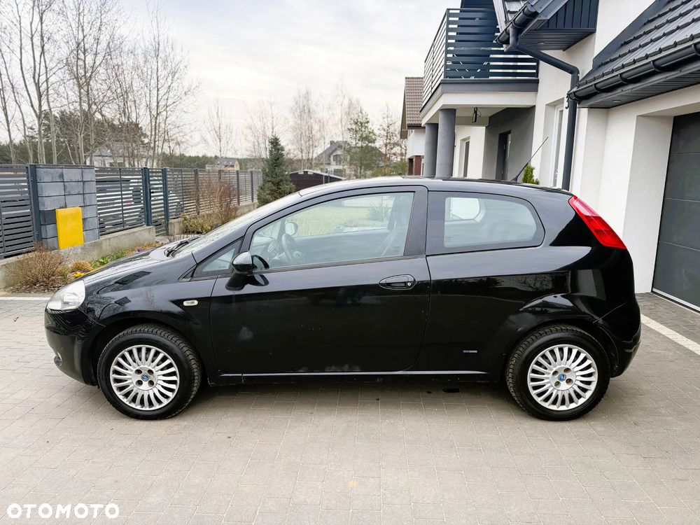 Fiat Grande Punto - 23