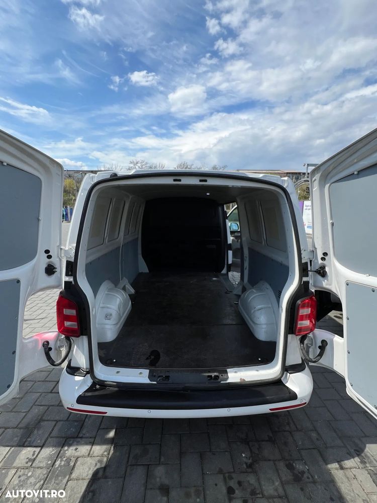 Volkswagen Transporter Lang - 12