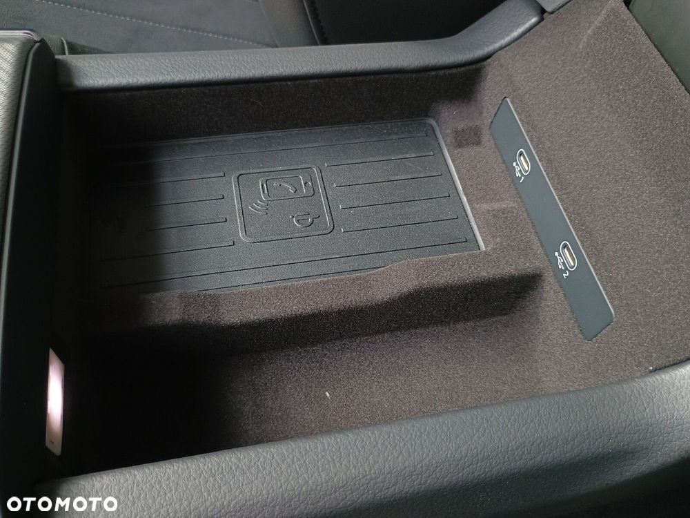 Audi A6 Allroad - 34