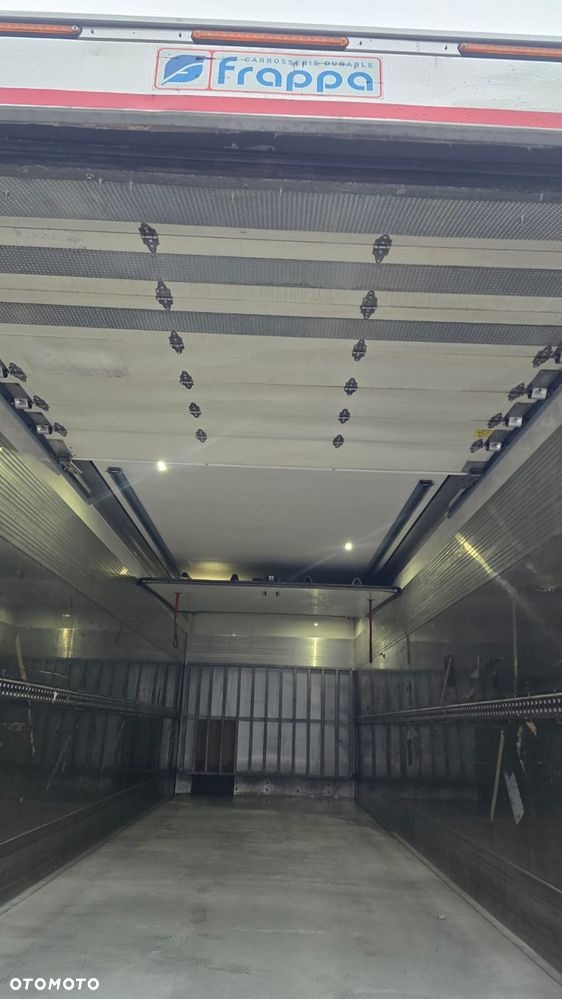 Scania R400 Euro 5 6x2 kontener izoterma 22 palety winda import NL! niski przebieg! super stan! - 13