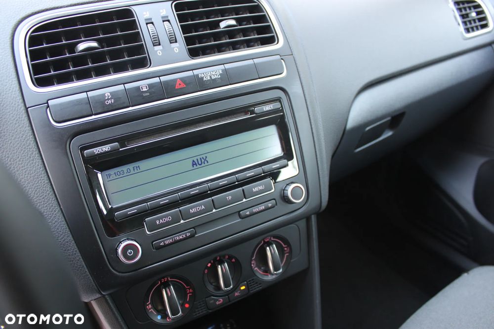 Volkswagen Polo 1.4 16V Comfortline Optimum - 9