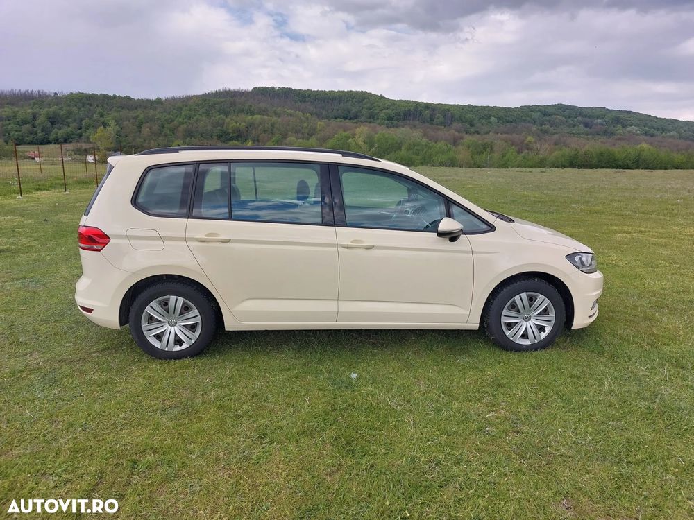 Volkswagen Touran 2.0 TDI DSG Comfortline - 12