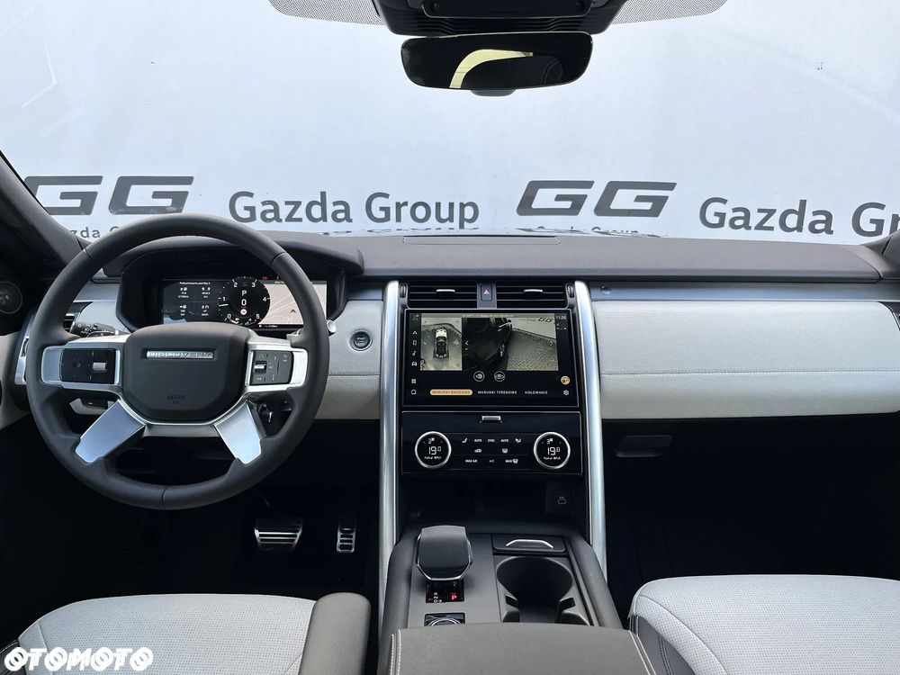 Land Rover Discovery D250 Dynamic SE