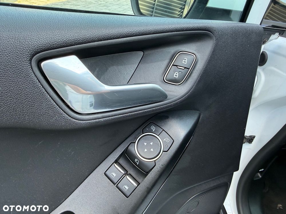 Ford Fiesta 1.1 S&S TITANIUM - 15