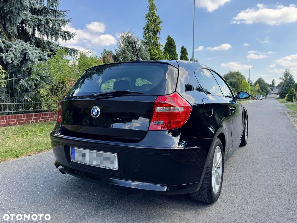 BMW Seria 1 118i - 3