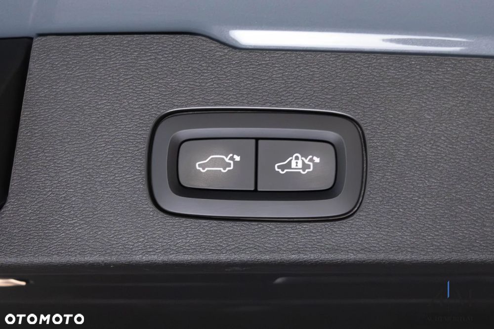 Volvo V60 Cross Country B4 D AWD Geartronic - 32