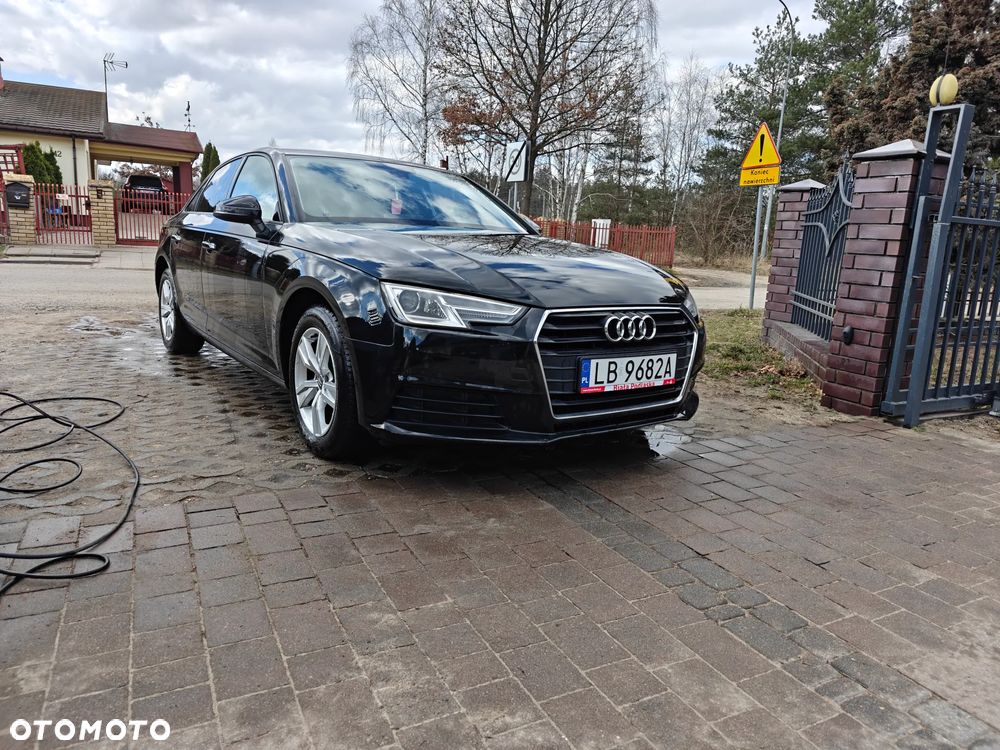 Audi A4 Limousine - 38