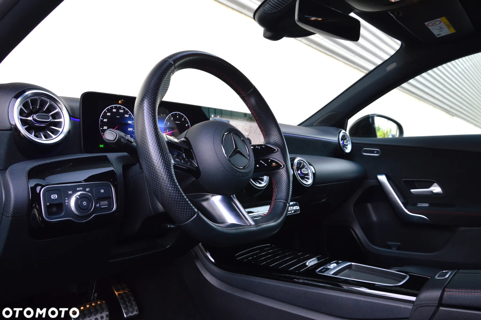 Mercedes-Benz Klasa A 200 AMG Line 7G-DCT - 12