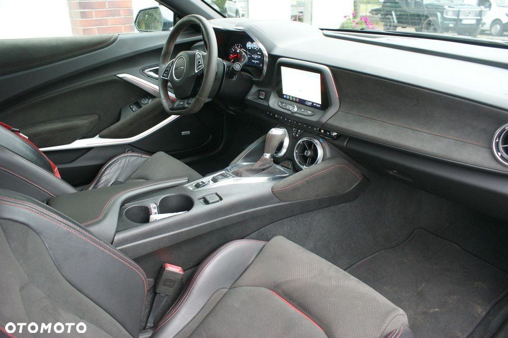 Chevrolet Camaro - 18