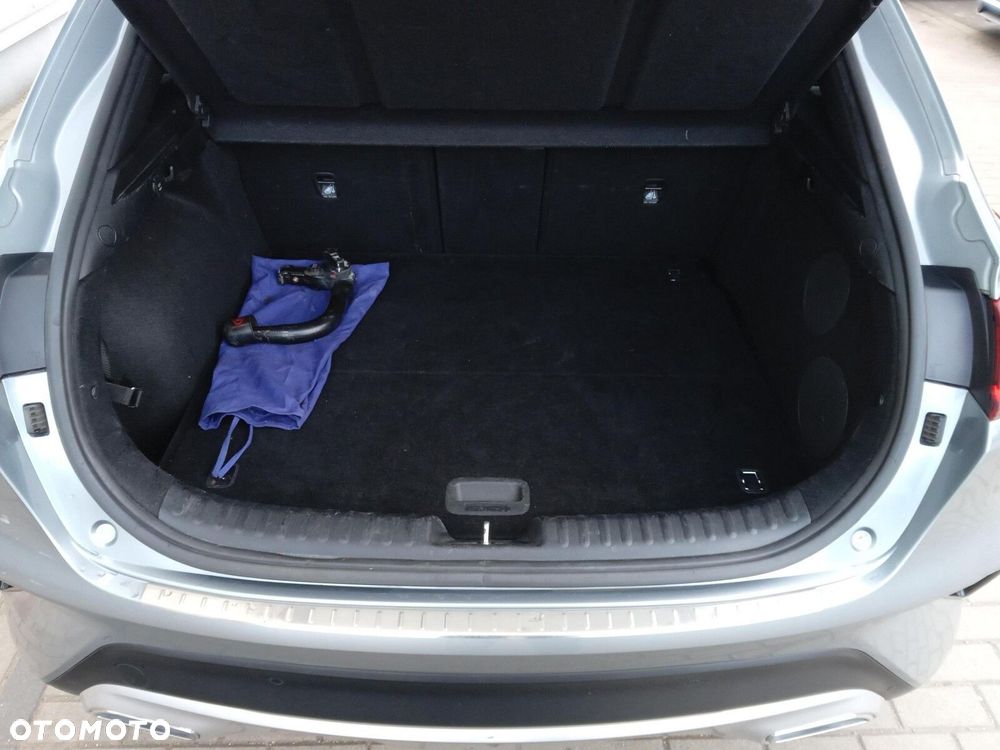Kia XCeed 1.4 T-GDI L Business Line DCT - 30
