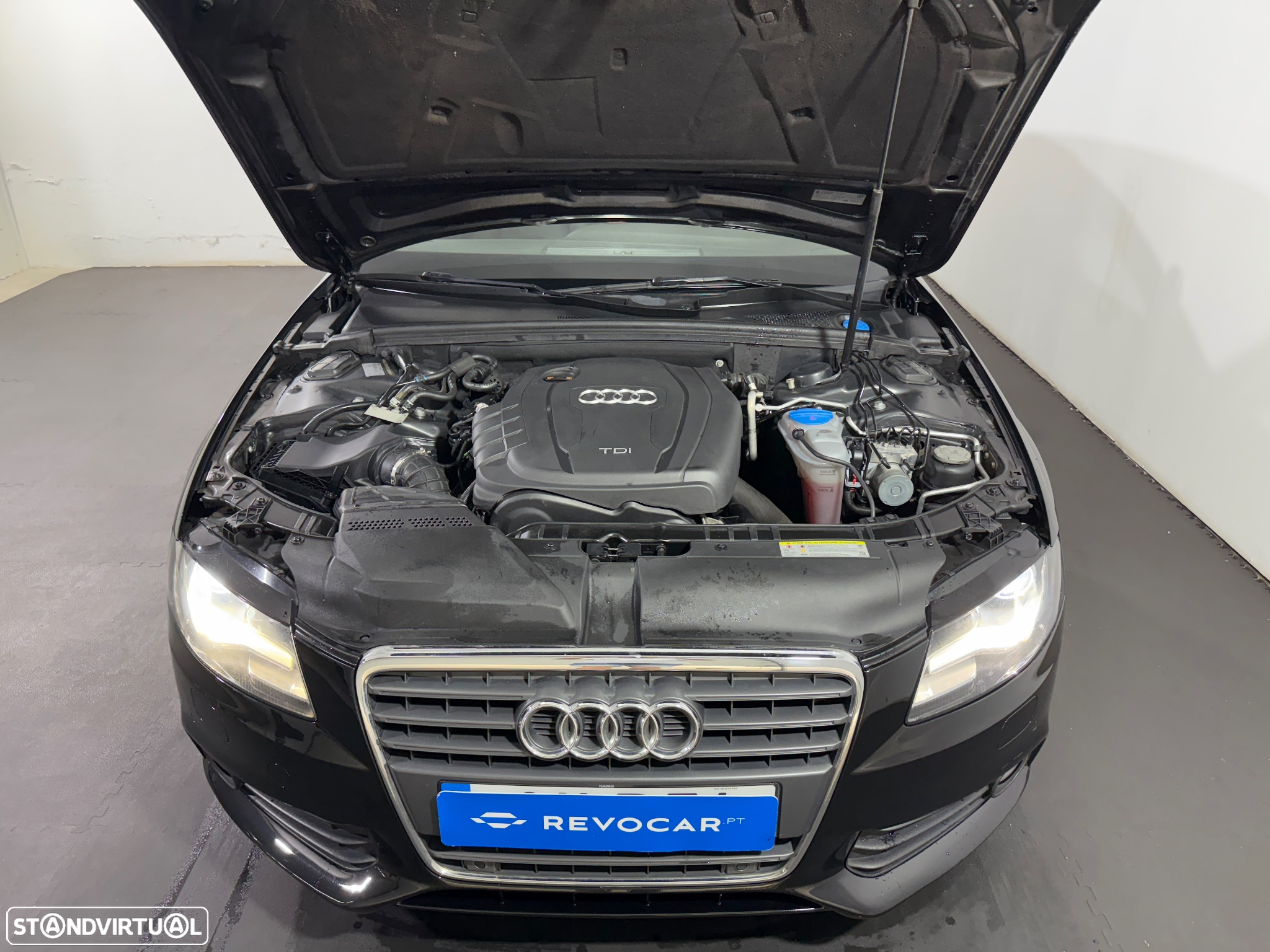 Audi A4 Avant 2.0 TDI Advance - 30