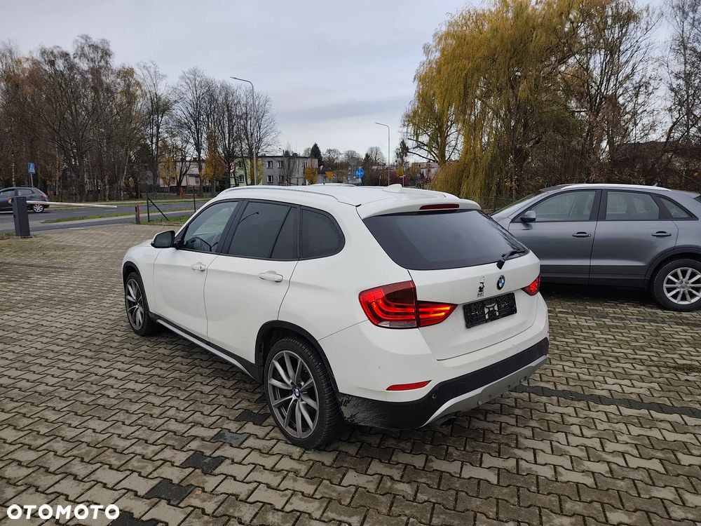 BMW X1 xDrive20d xLine - 8