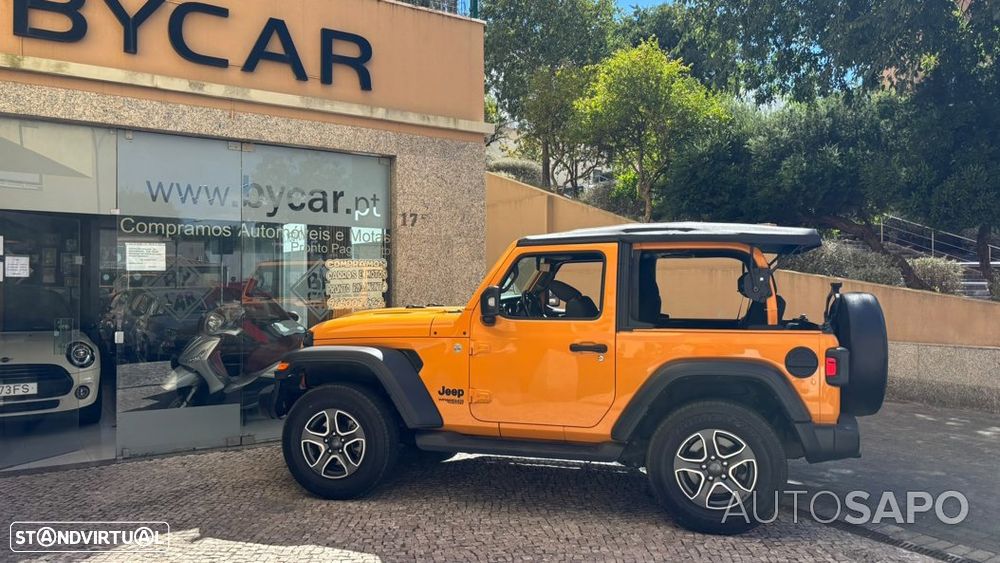Jeep Wrangler - 16