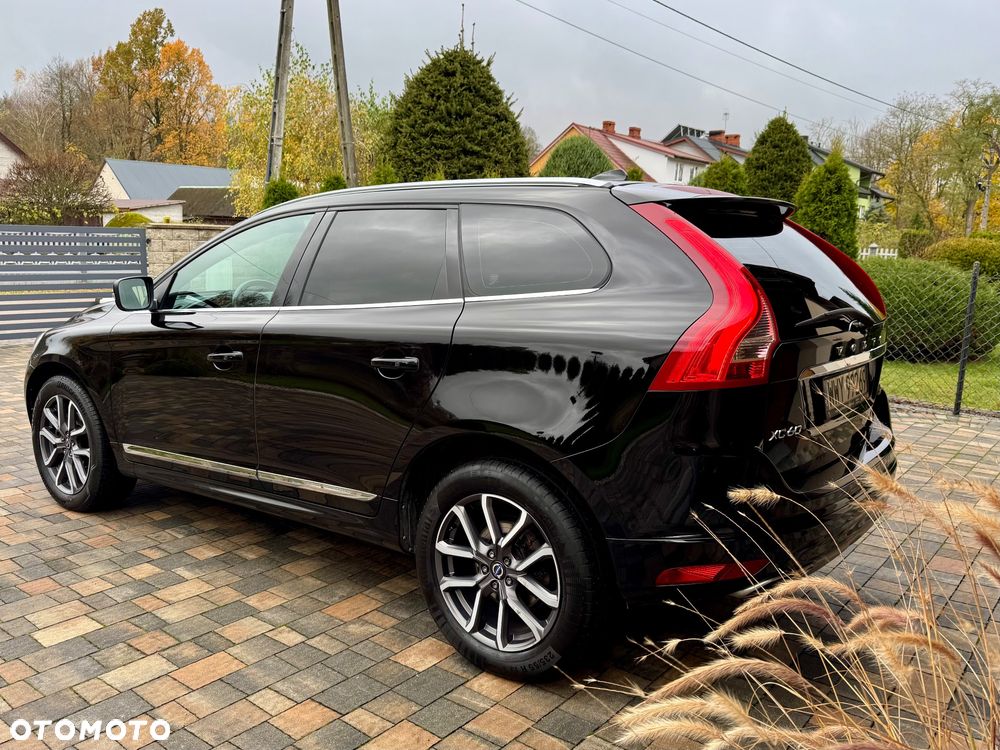 Volvo XC 60 D4 Momentum - 4