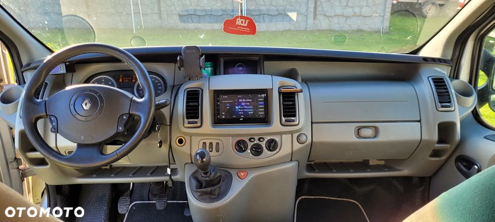Opel Vivaro L2H1 2.9t - 10