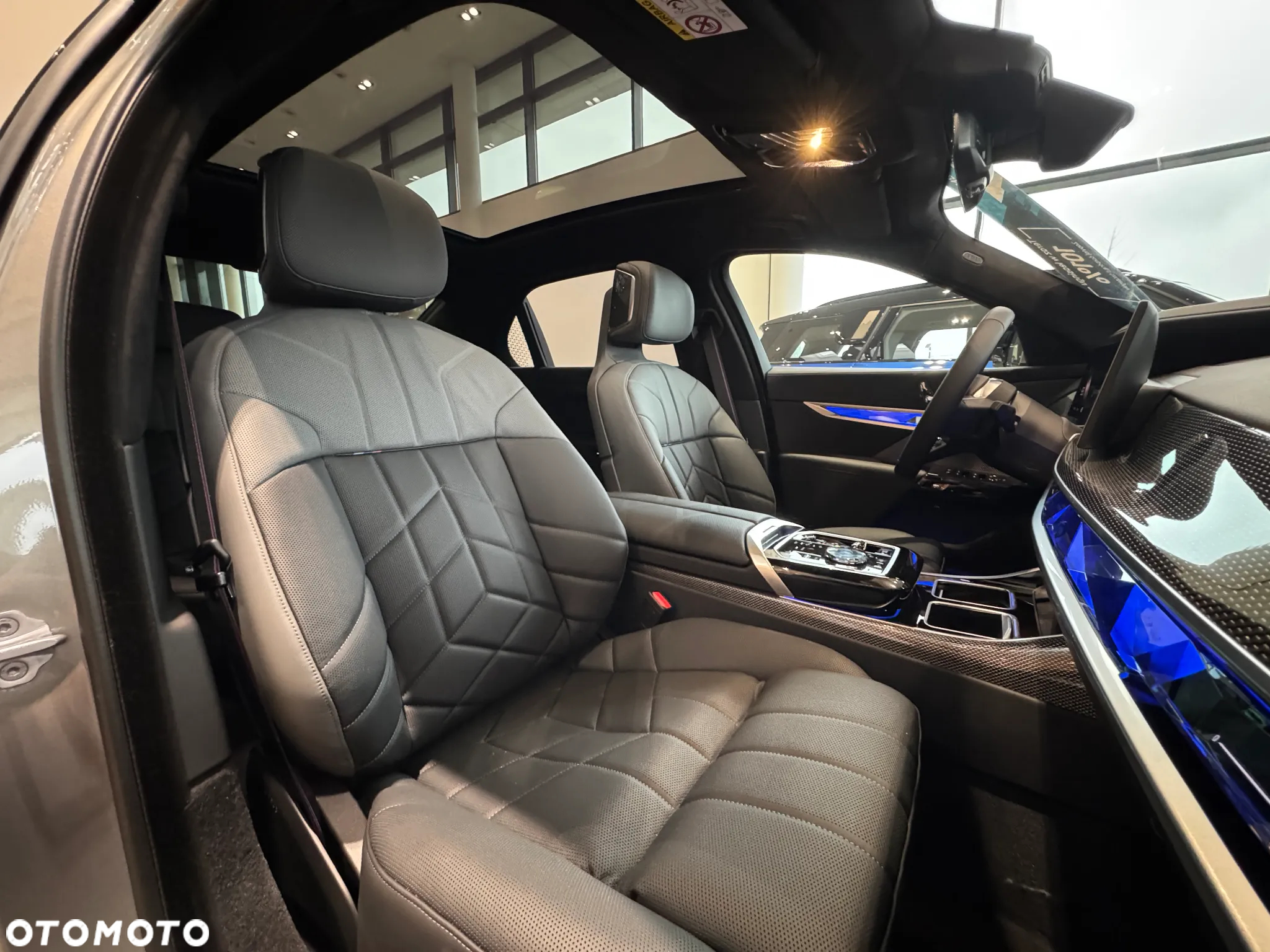 BMW i7 xDrive60 - 21