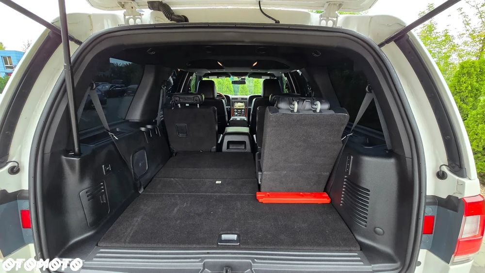 Lincoln Navigator - 18