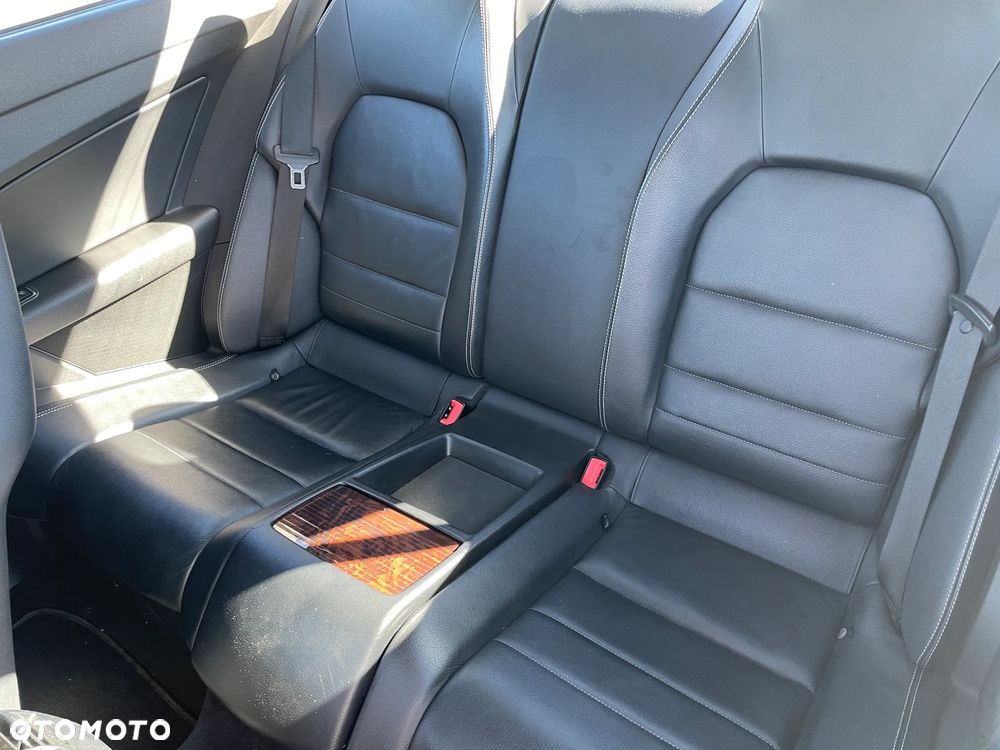 Mercedes-Benz Klasa E 350 CDI BlueEff - 9