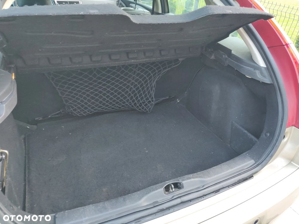 Citroën C4 1.6 16V Impress - 14