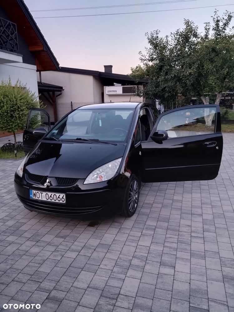 Mitsubishi Colt 1.3 Inform - 13