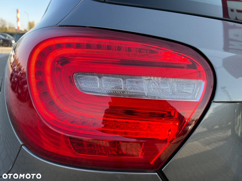 Mercedes-Benz Klasa A 180 d Activity Edition - 39