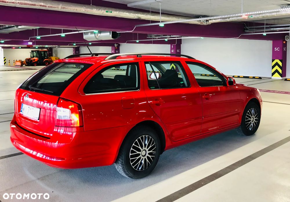 Skoda Octavia 1.6 TDI Ambiente - 1