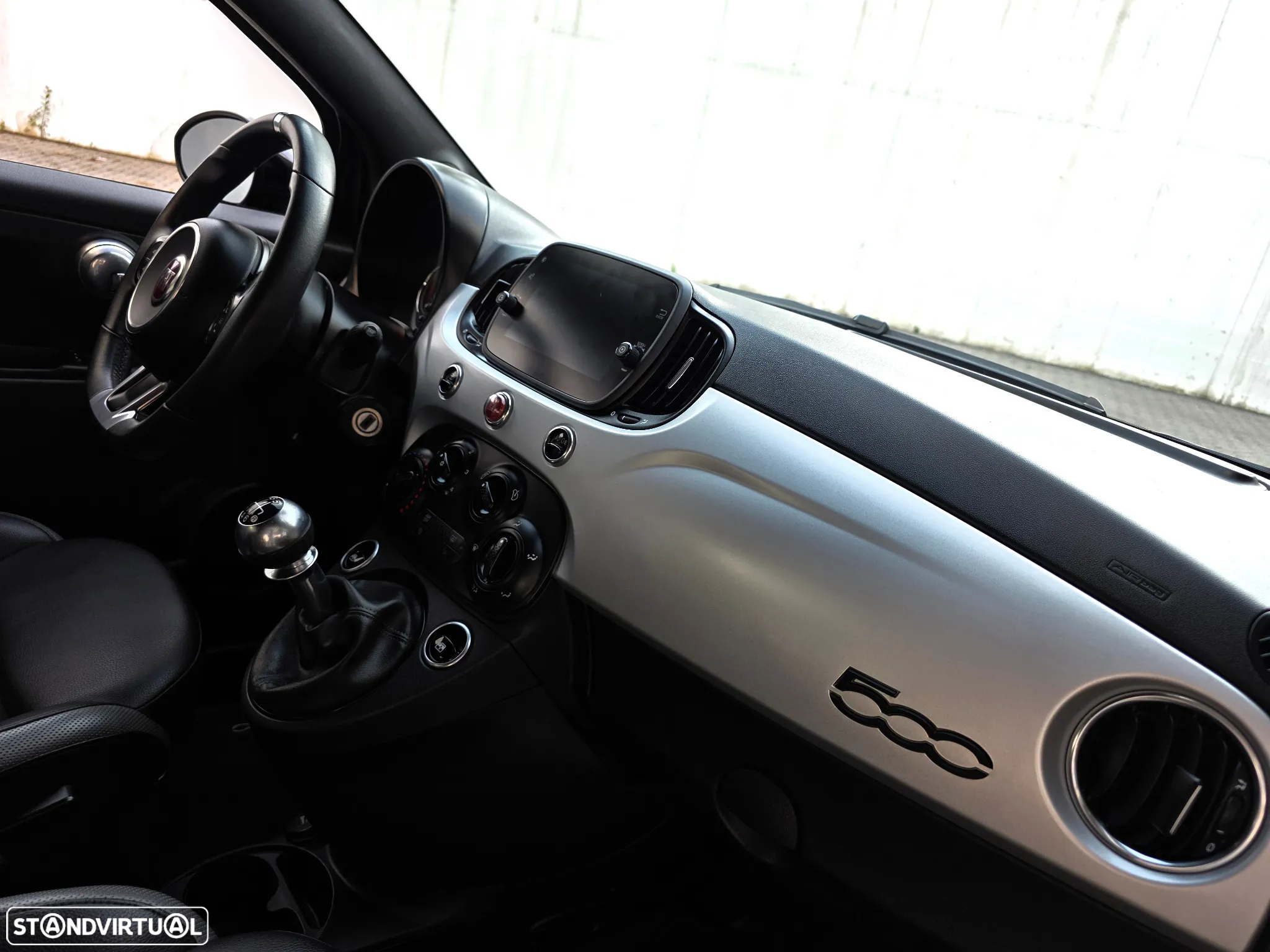 Fiat 500C 1.0 Hybrid Launch Edition - 38