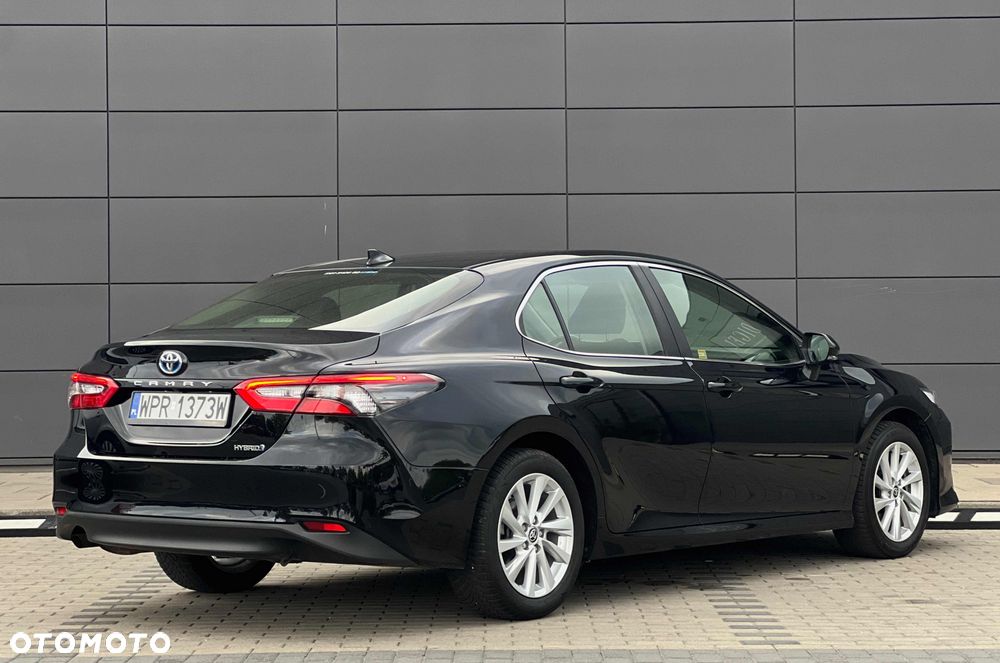 Toyota Camry 2.5 Hybrid Comfort CVT - 40