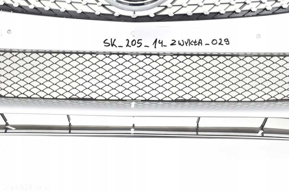 MERCEDES C-KLASA W205 205 ZWYKŁY 2014- ZDERZAK PRZEDNI - 10