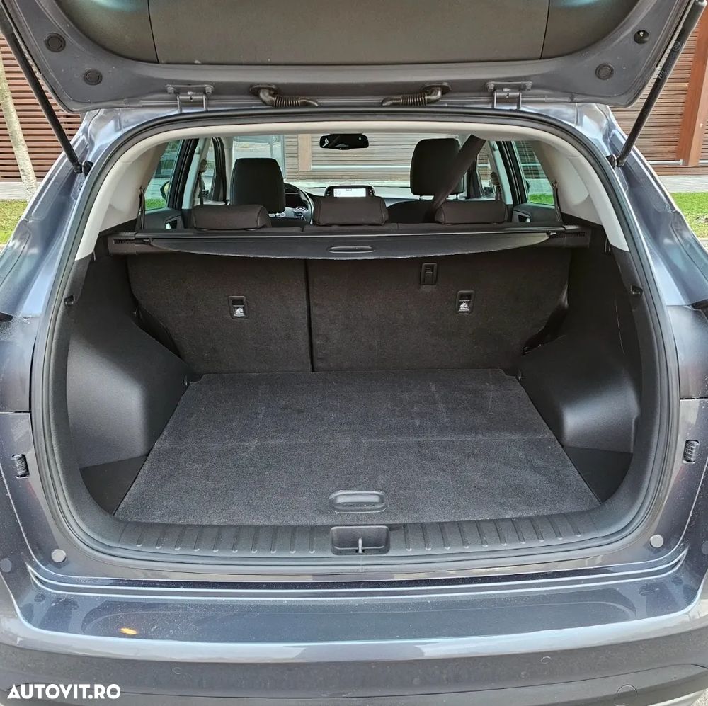 Hyundai Tucson 1.6 CRDi 48V-Hybrid 2WD DCT Select - 12