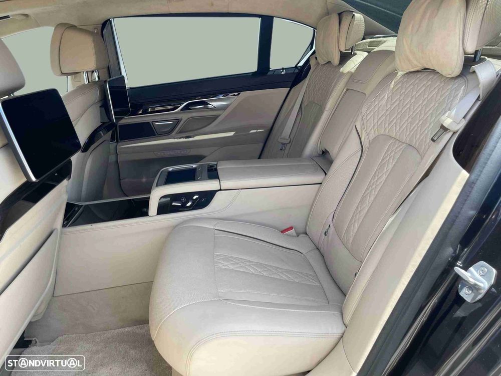 BMW 760 M760 Li xDrive - 19