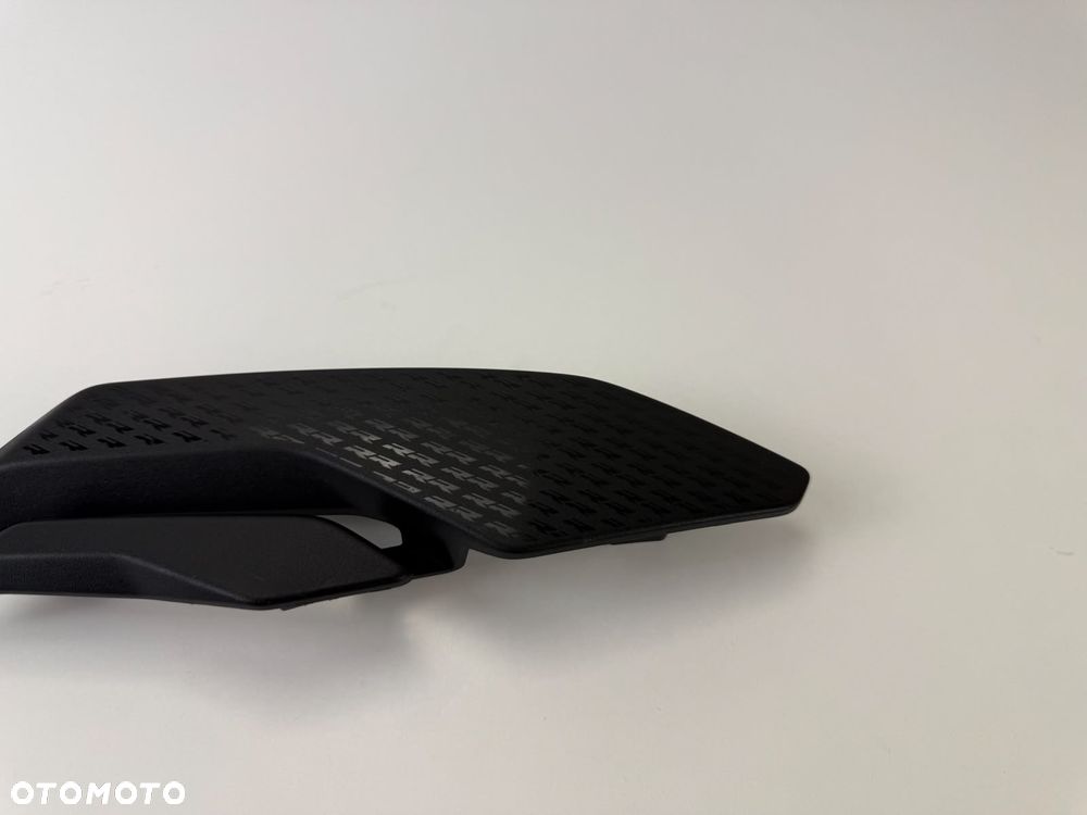 Prawa wewnętrzna osłona ramy BMW S1000RR K67 2019+ - 7