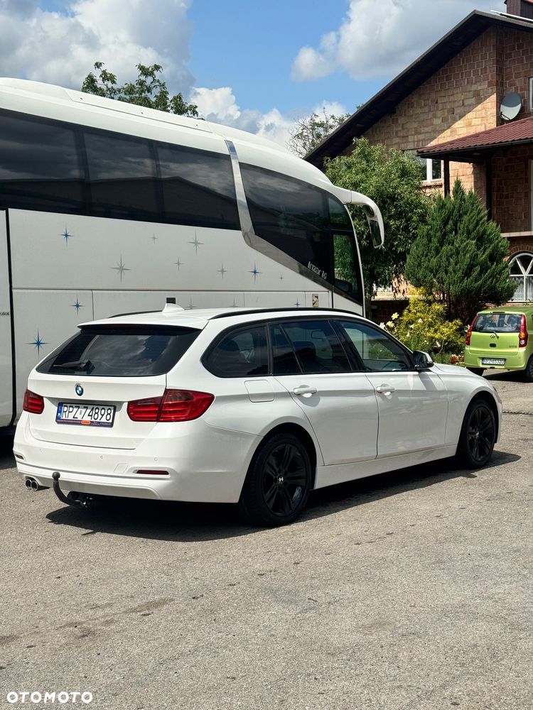 BMW Seria 3 320d - 9